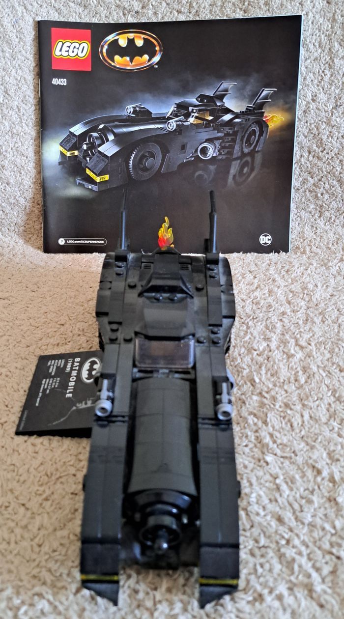 Lego Tim Burton Batman set 40433 - 1989 Batmobile Limited Edition - photo numéro 3