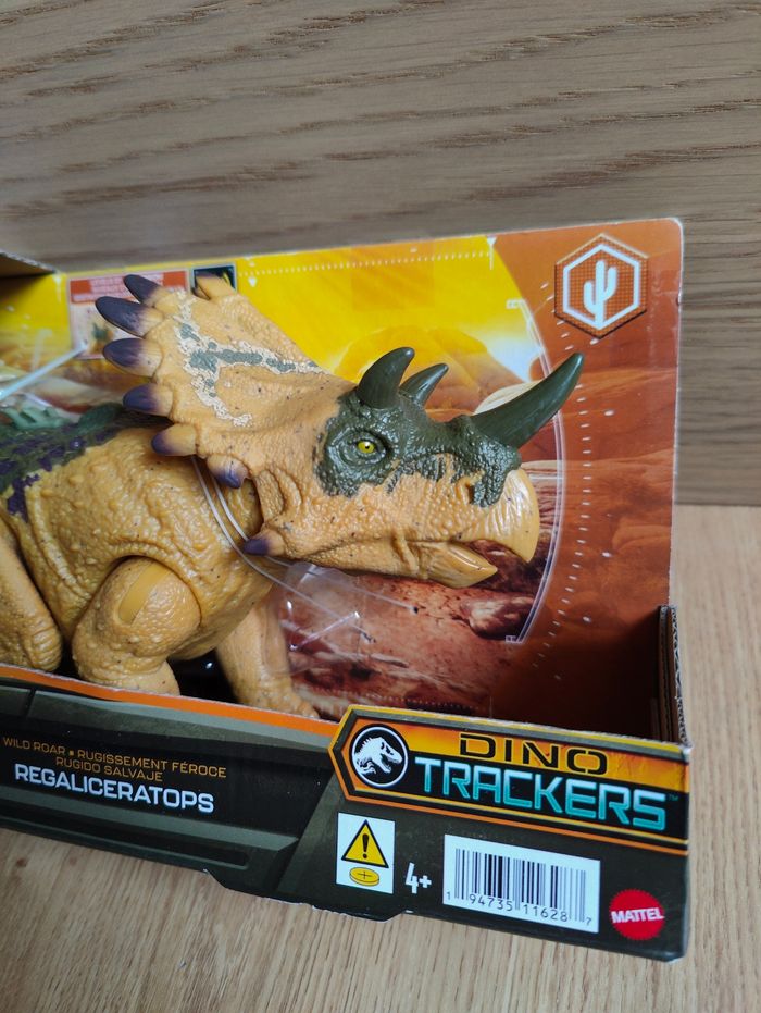 Jurassic World dinosaure articulé sonore - photo numéro 2