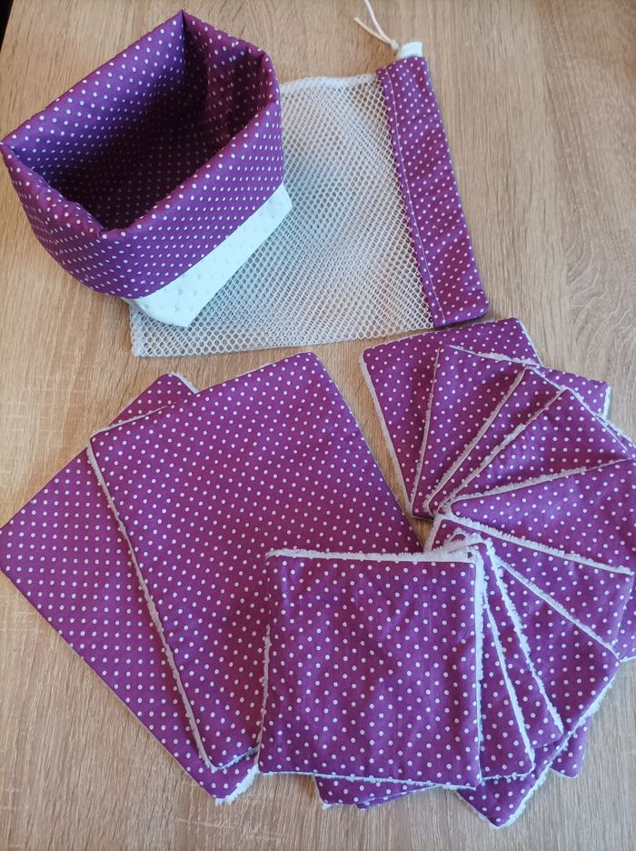 Panier et ses lingettes - photo numéro 3