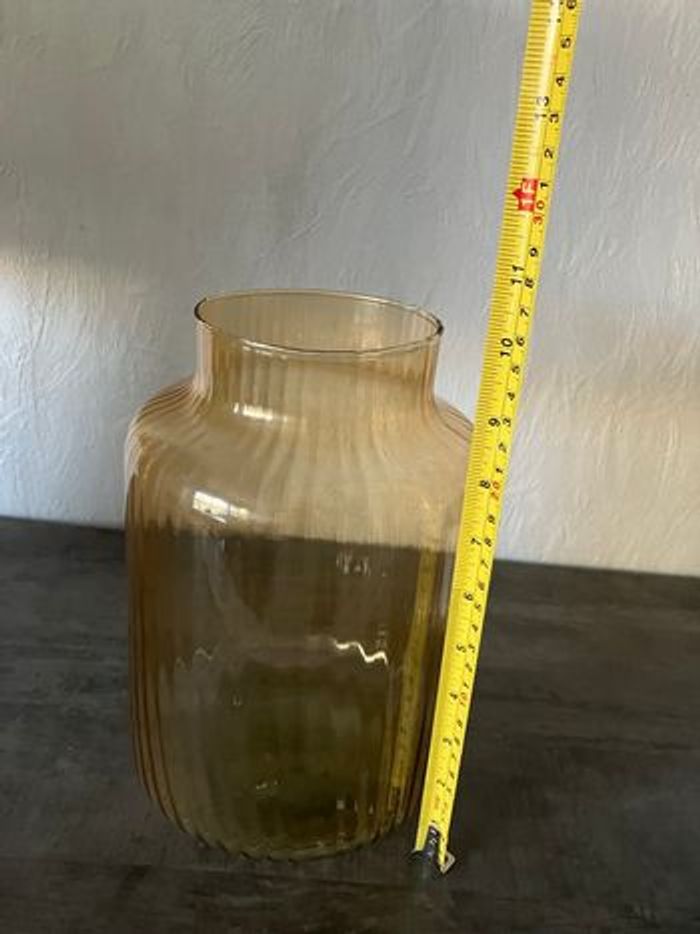 Vase décoratif transparent