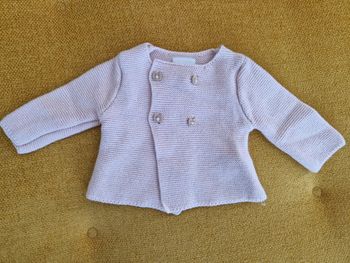 Joli gilet naissance rose