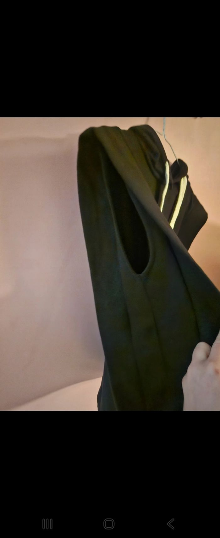 Sweat avec capuche sans manche - photo numéro 2