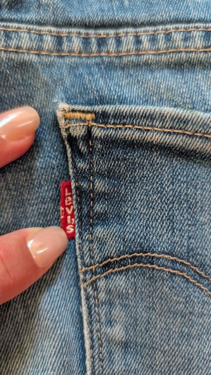 Jean Levi's  312 shaping slim W28 L34 taille mi haute - photo numéro 5