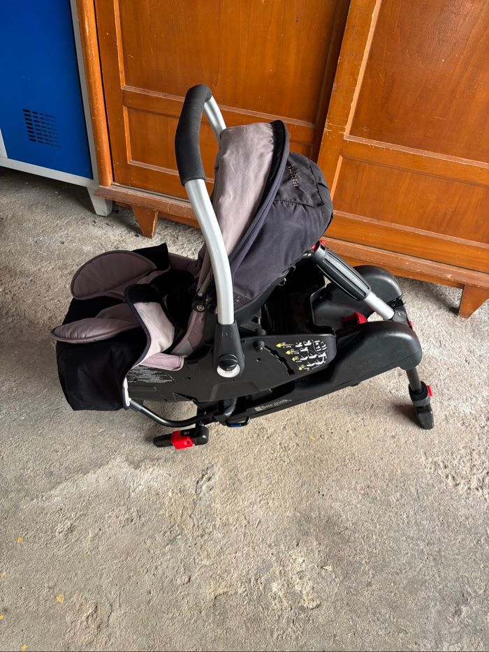 Siège auto cosy bébé 0-9 kg - photo numéro 4