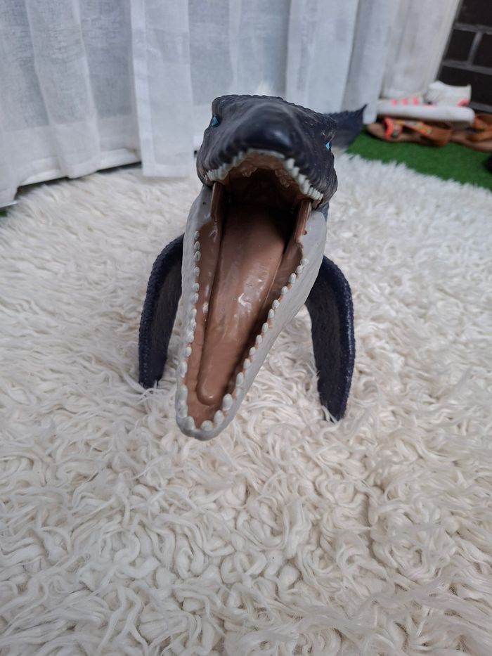 Dinaussaure morsasaure jurassic world - photo numéro 3