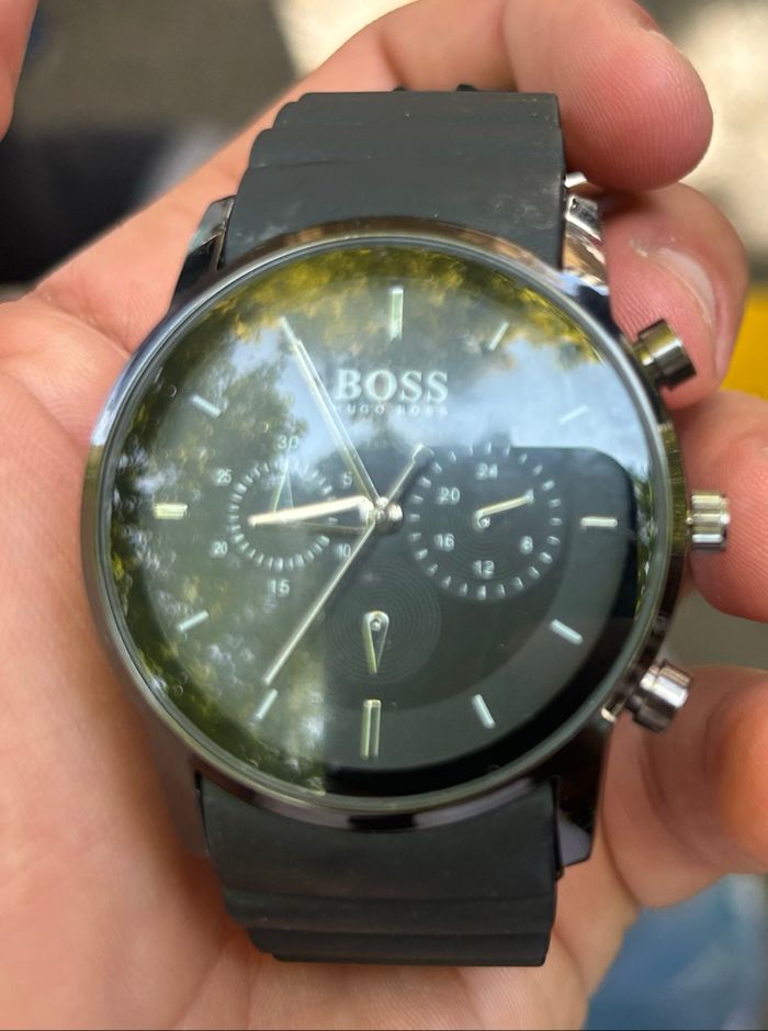 Montre Hugo Boss neuve jamais portée - photo numéro 4