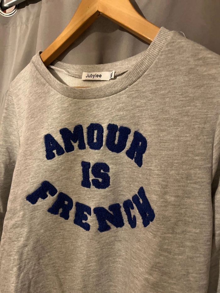 Sweat-shirt gris avec inscription - photo numéro 2