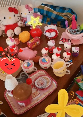 Gros lot hello kitty