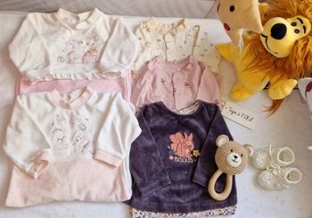 Lots 5 pyjamas bébé fille Tape à l'œil