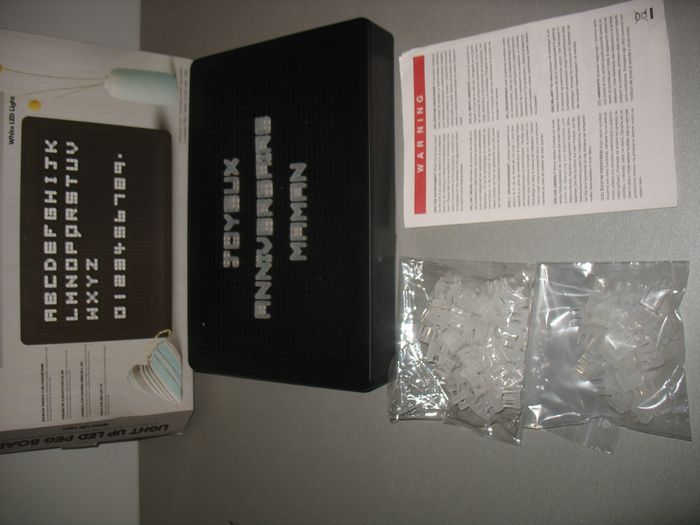 CADRE NOIR AVEC ÉCLAIRAGE LED + LETTRES TRANSPARENTES - 29.5 x 21 x 4 CM - n°16 - photo numéro 3