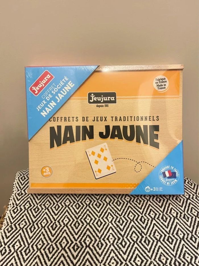 Jeujura - Coffret en bois  - Jeu du nain jaune