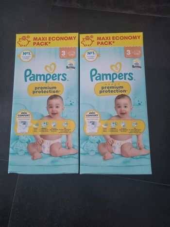 Lot de 2 cartons pampers