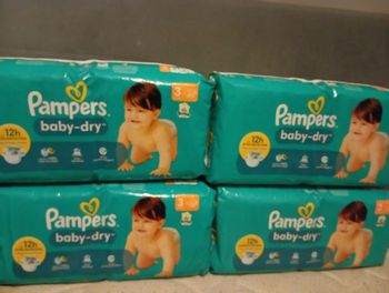 4 paquets de couches taille 3