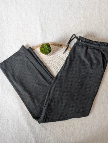 🩶 Pantalon Stradivarius – S