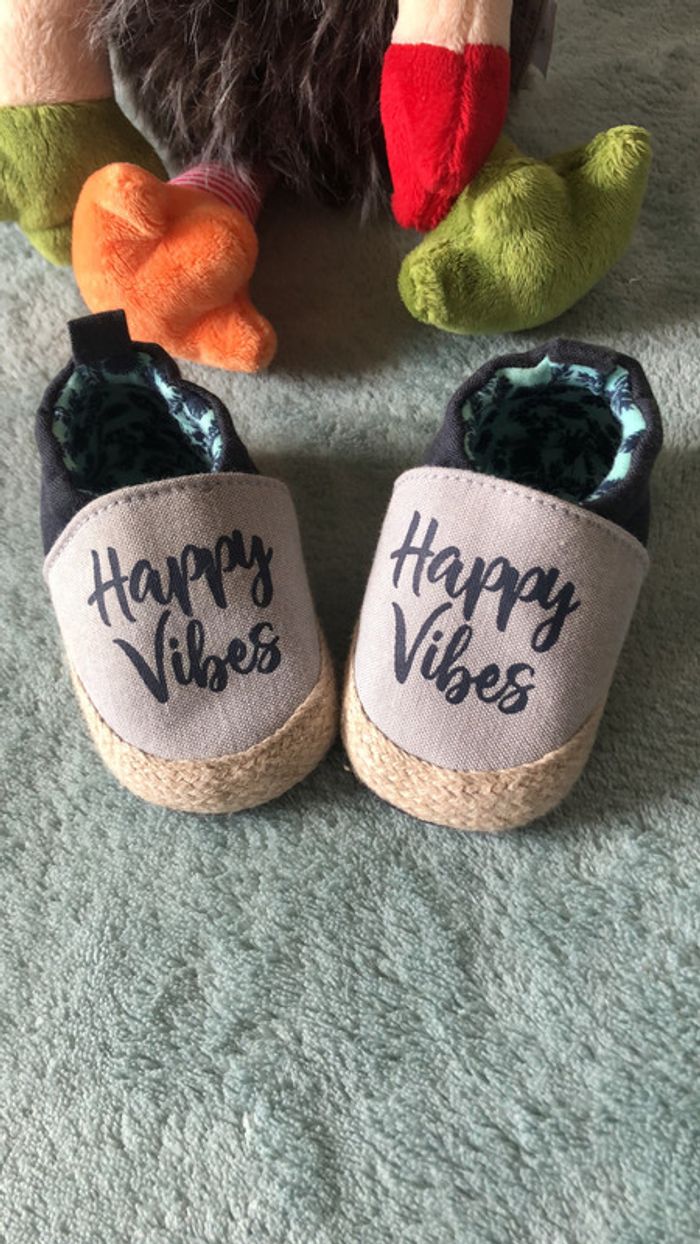 Chaussures type espadrilles pour bébé - photo numéro 2