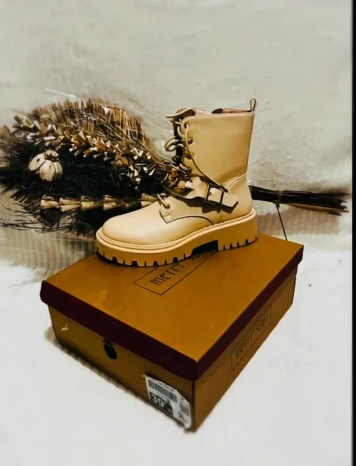 🥿 Bottines beiges Merry Scott – Taille 38