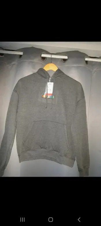 Sweat Mario neuf
