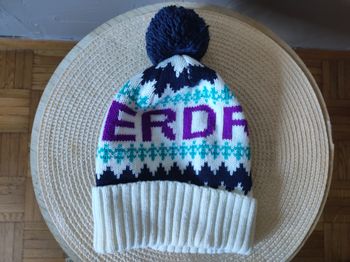 Bonnet Superdry à pompom