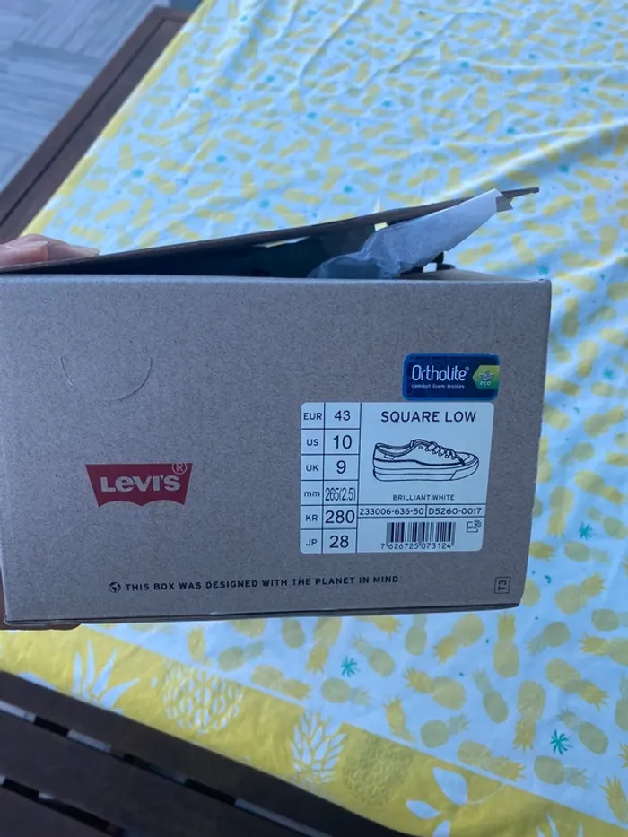 Chaussures Levi’s taille 43neuves - photo numéro 6