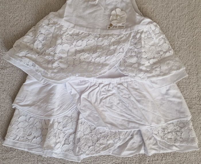 Robe blanche à volant P'tit Bisou 6M (neuve) - photo numéro 3