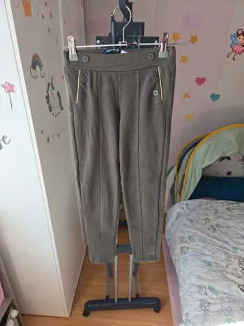 Jegging okaidi taille 9 ans