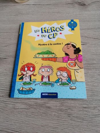 Mystère à la cantine