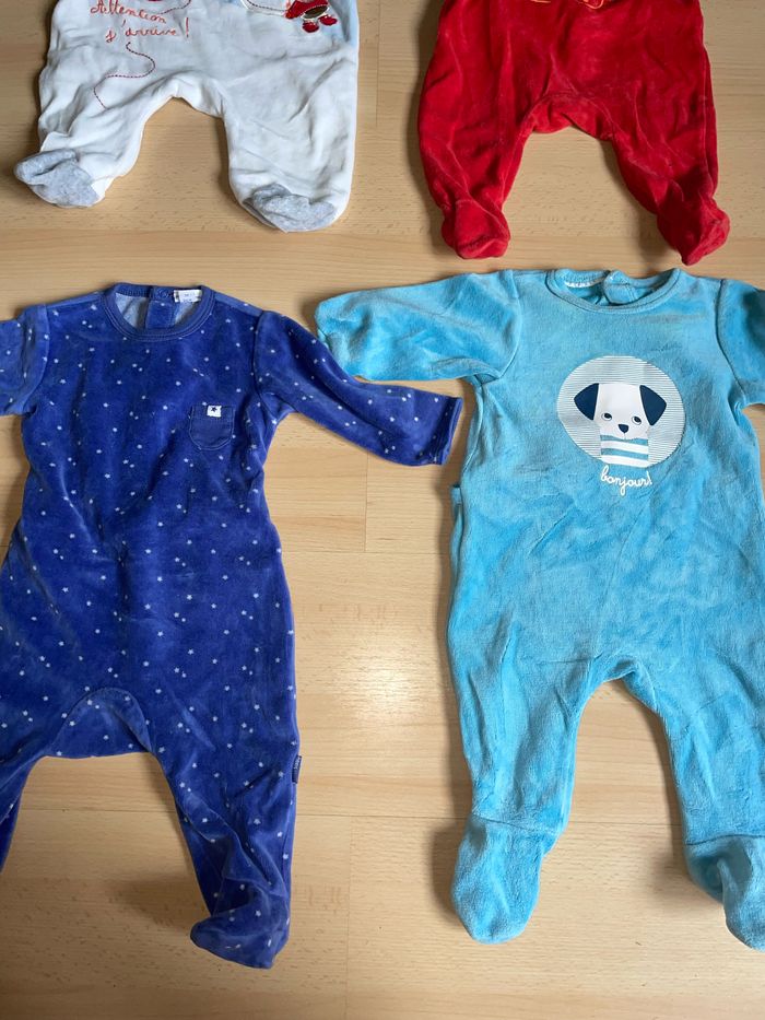 Lot de 4 pyjamas taille 3 mois - photo numéro 3