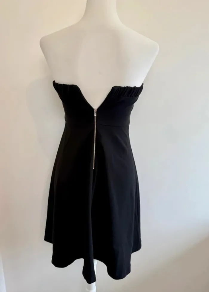 Magnifique robe bustier Claudie Pierlot noire taille 38 comme neuve - photo numéro 4