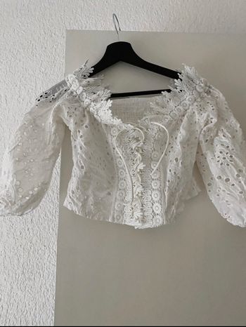 Top brodé