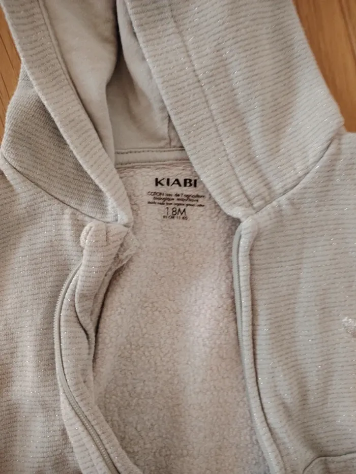 Gilet - photo numéro 2