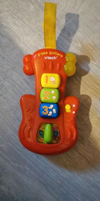 Ptite guitare vtech