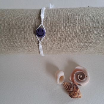 (Réduction) Bracelet blanc avec perle violette