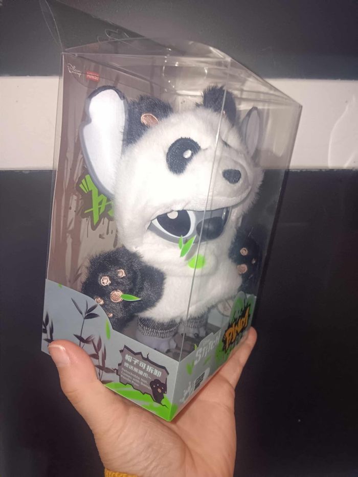 Peluche Panda Stitch dans sa boîte - photo numéro 2