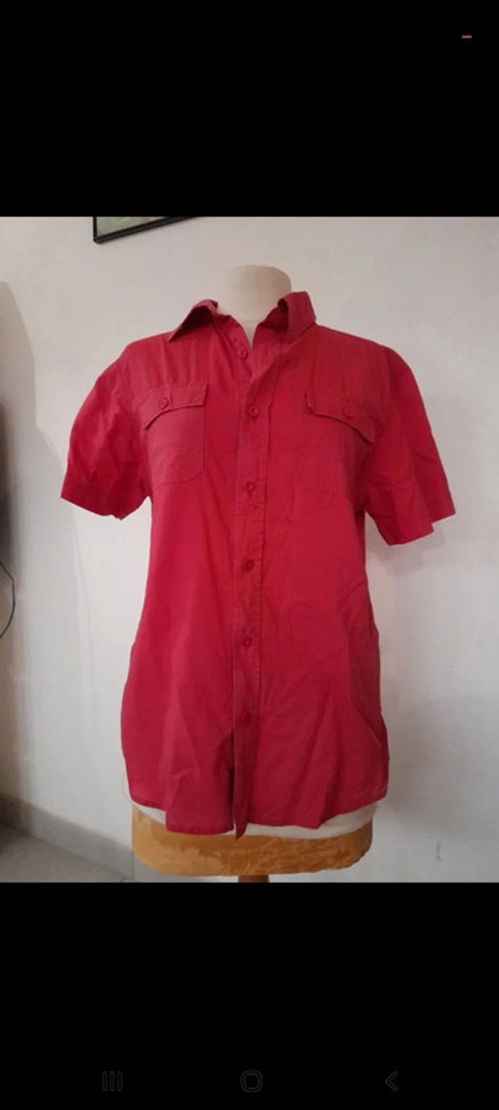 Chemise fushia taille s de chez tissaia