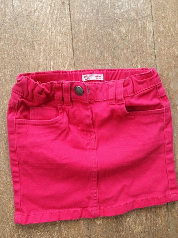 Jupe en jean fushia - photo numéro 3