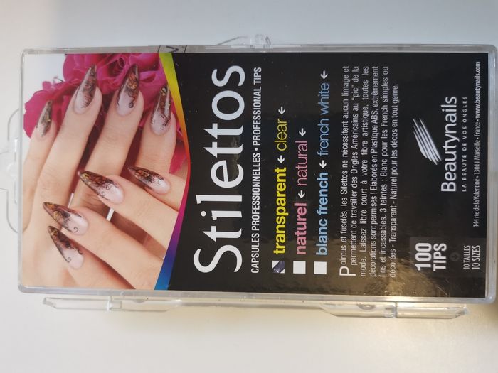 Capsules ongles stilettos