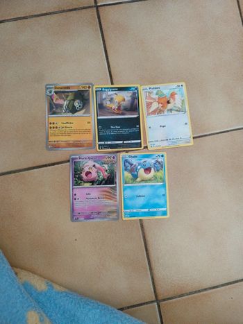 Lot 5 carte pokemon