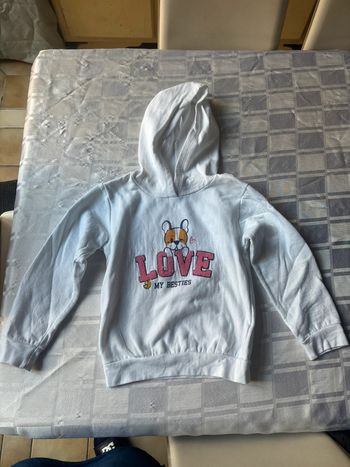 Sweat-shirt bouledogue 6 ans