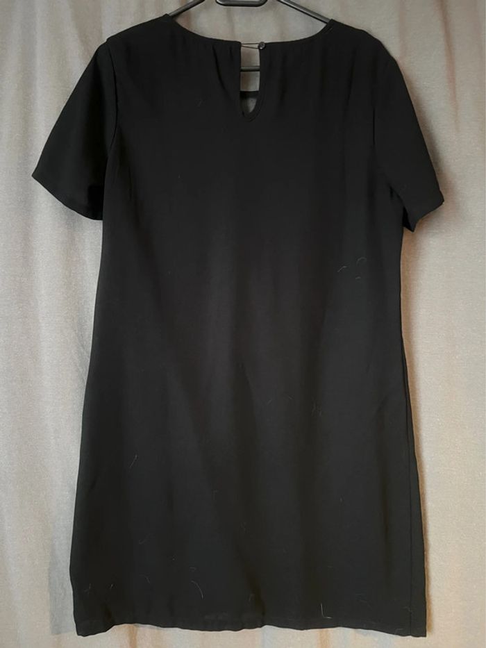 Robe manches courtes - photo numéro 3
