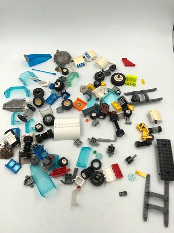 Lot de pièces Lego diverses en vrac