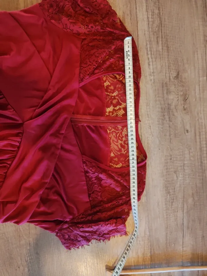 Robe de soirée bordeaux - photo numéro 7