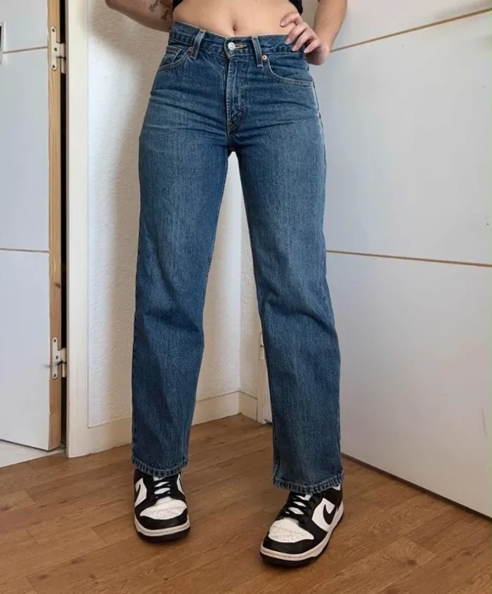 Jean Levi’s 550 femme Relaxed Fit Bleu stonewashed délavé Rare modèle US W27 L29 S/36 2000s