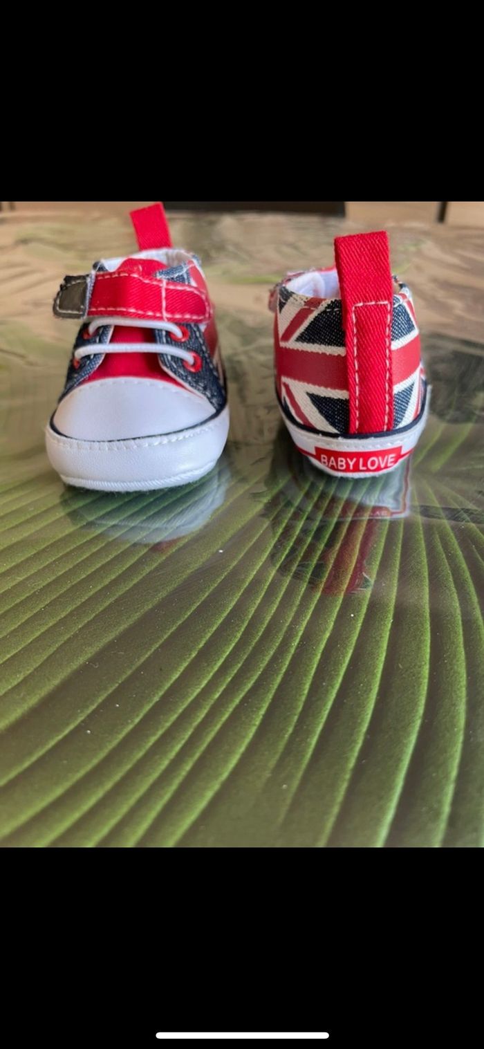 Chaussure bébé - photo numéro 4