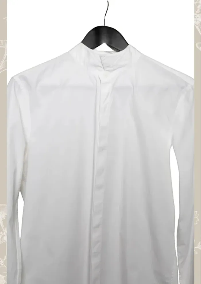 Chemise blanche manches longues col rond Sandro Paris Taille M - photo numéro 2