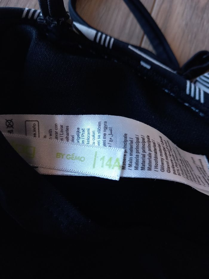 Haut de maillot de bain brassière gemo 14 ans très bon état - photo numéro 4