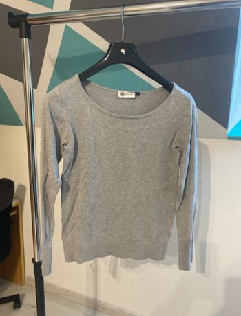 Pull gris