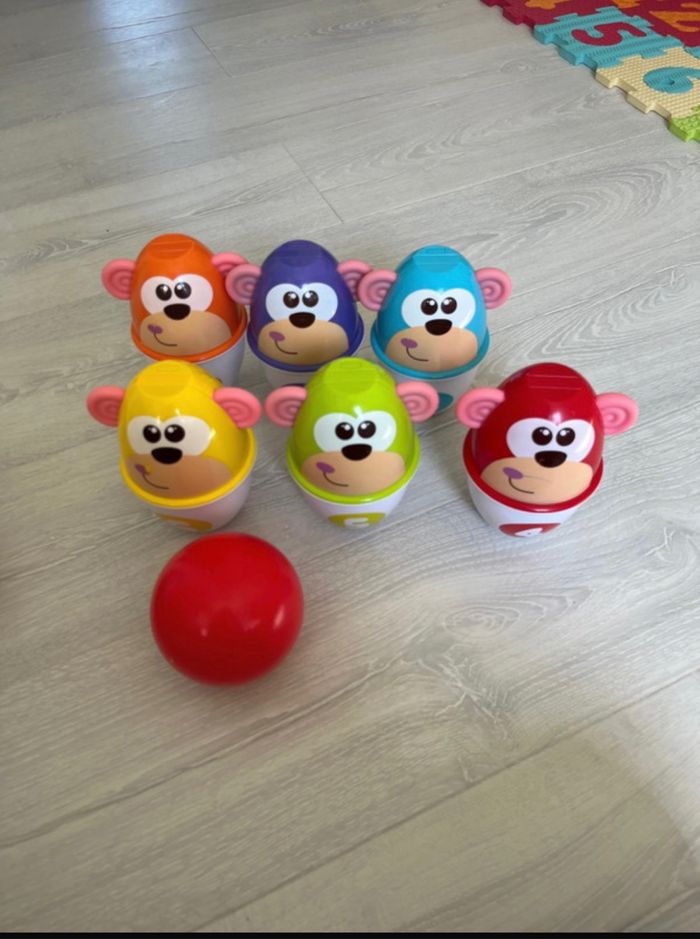 Monkey Bowling