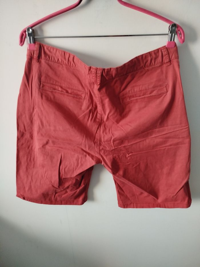 Short Kiabi taille 42 - photo numéro 3