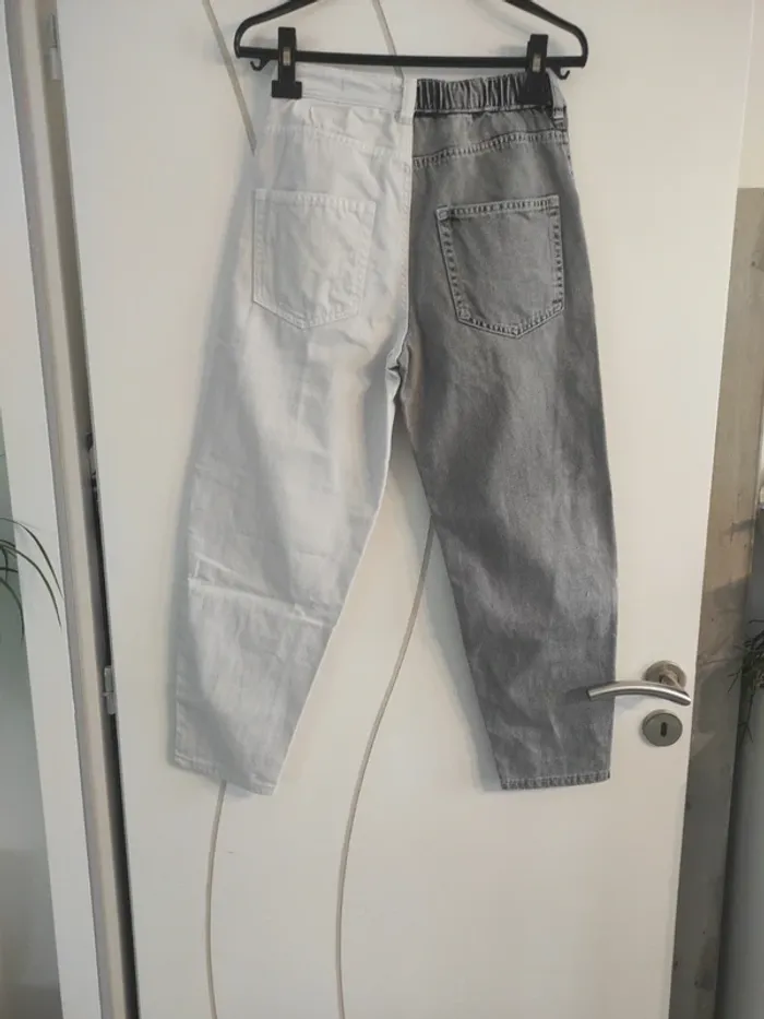 Jean gris et blanc Bershka taille 36 - photo numéro 3