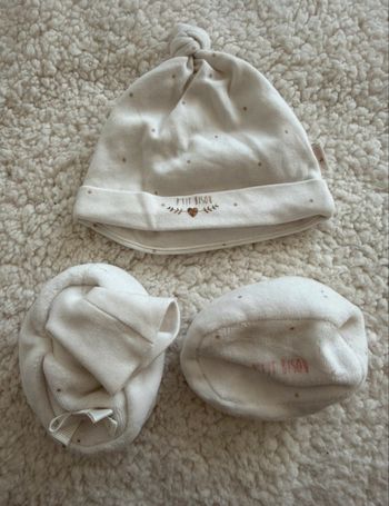 Ensemble bonnet + chaussons 